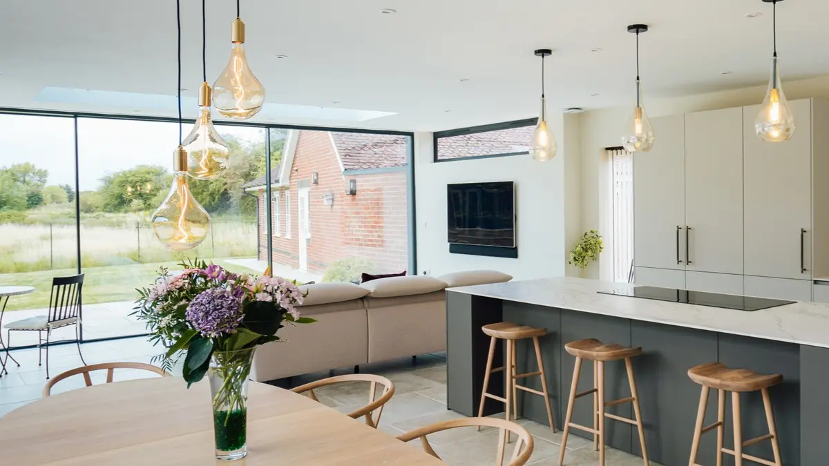 Oxfordshire bankside contemporary extension interior